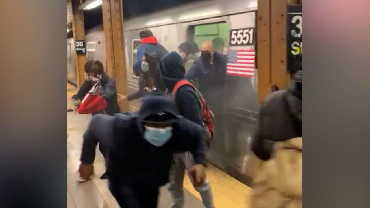 Subway shooting platform 1