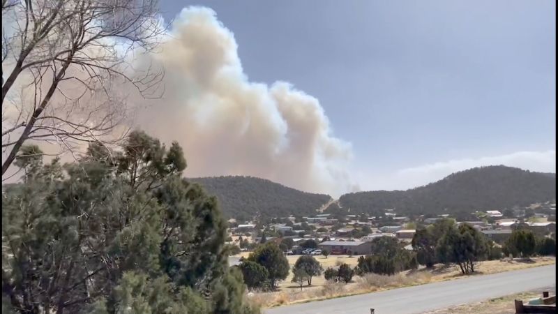 McBride Fire: Wildfire forces evacuations and damages homes in New ...