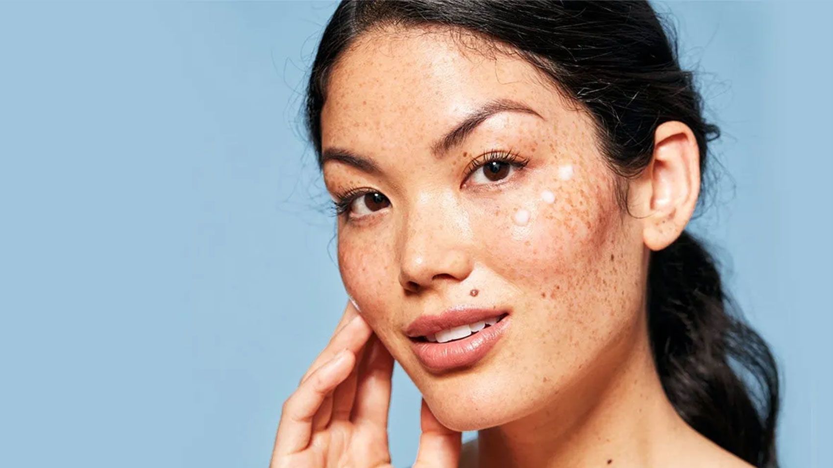 Skinimalism: The newest beauty trend for simple skin care explained