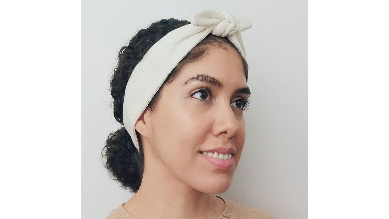 etsymom DanielaSalazarShop Organic Cotton Top Knot Spa Headband_