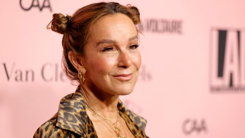 Porn Mom Long Leg Nose - Jennifer Grey on her nose jobs, Patrick Swayze and the 'Dirty Dancing'  sequel | CNN