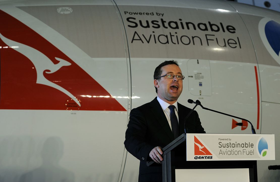 Qantas boss Alan Joyce has expressed his airline's commitment to using SAF.