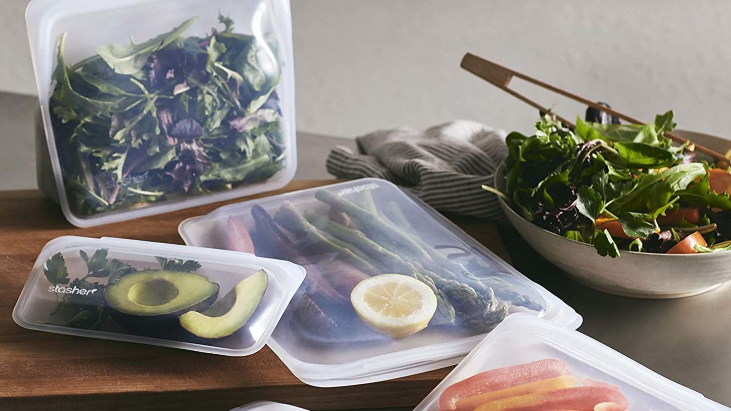15 Smart Ways to Use an Ice Cube Tray for Meal Prepping and More