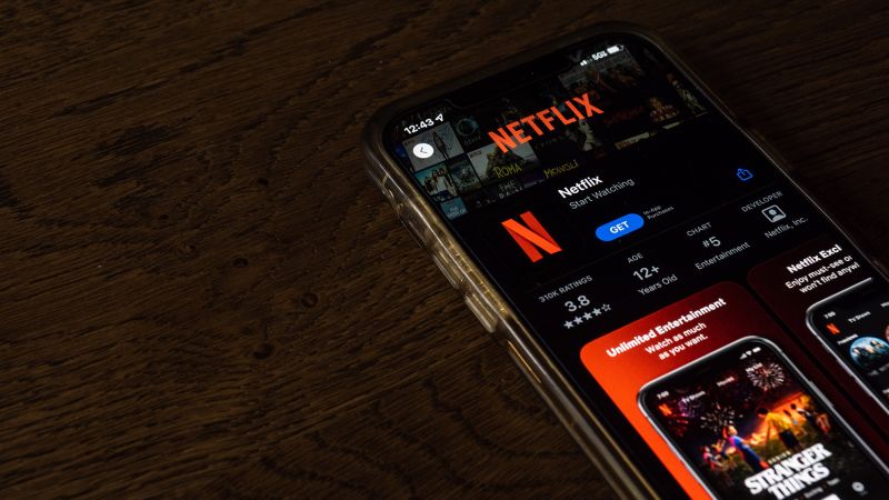 Netflix’s collapse is a warning sign for stocks