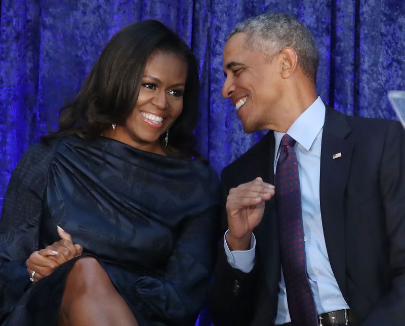 Barack et Michelle Obama de retour à la Maison Blanche pour le dévoilement des portraits officiels