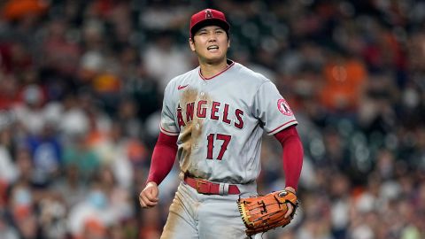 Ohtani reacts after walking Astros' Jeremy Peña.