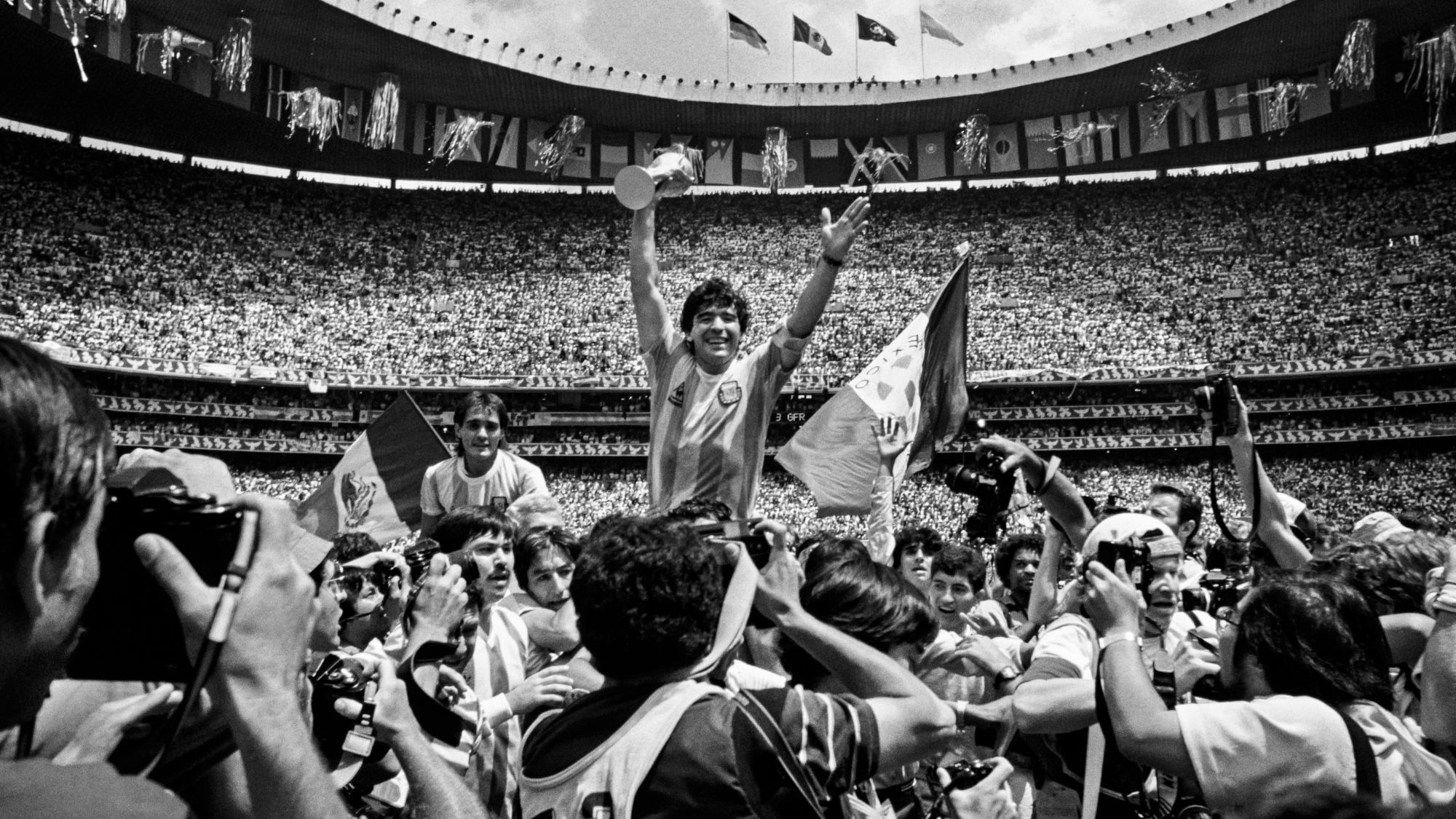 04 David Yarrow Diego Maradona