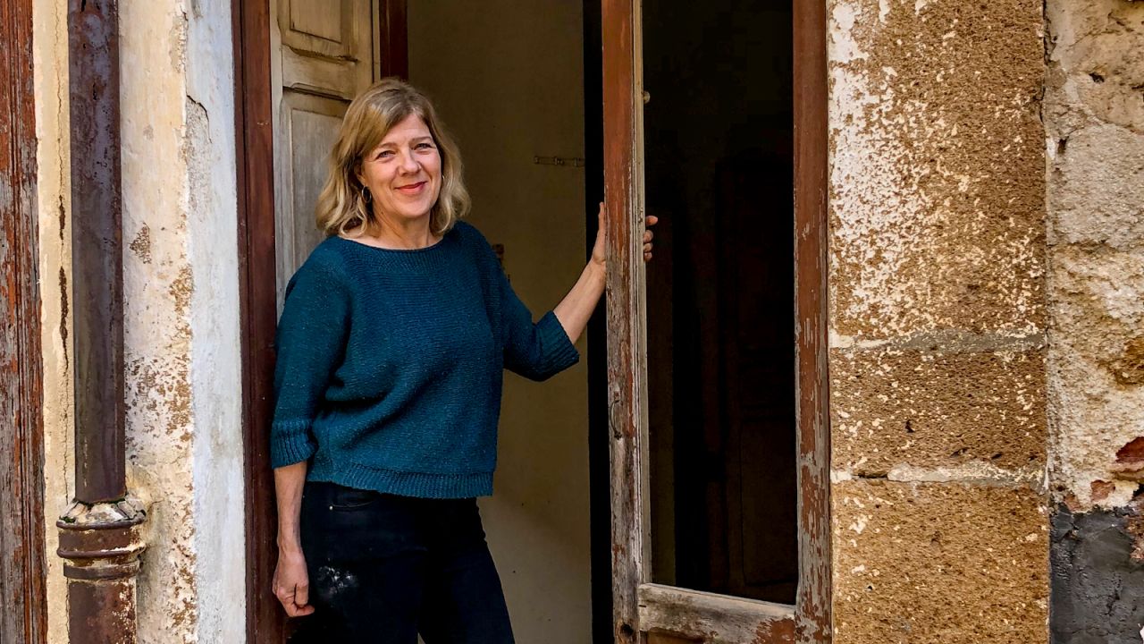 Brigitte Dufour wants to turn two abandoned buildings into a refuge for artists.