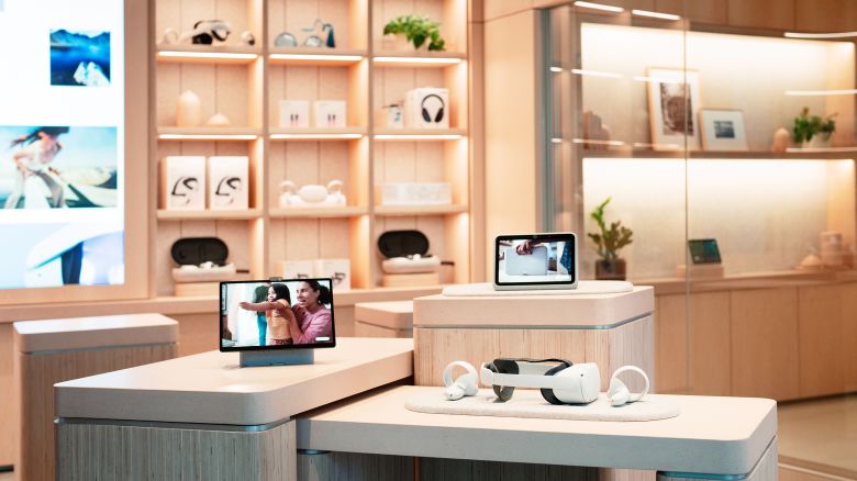 02 meta store