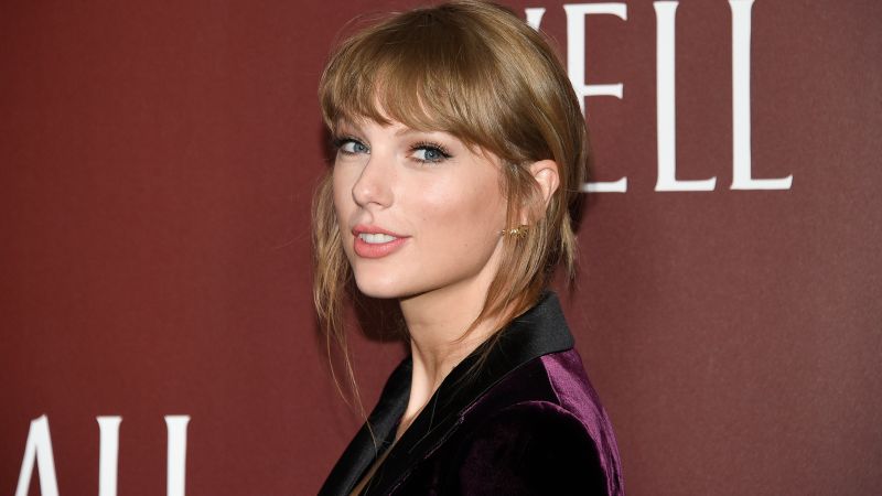 Taylor Swift celebrates Record Store Day with limited-edition vinyls – CNN