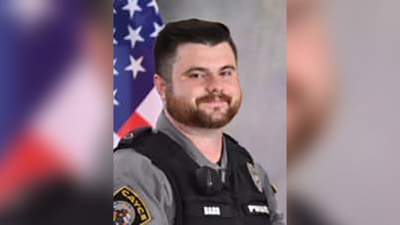 Cayne, South Carolina, officer killed while responding to domestic