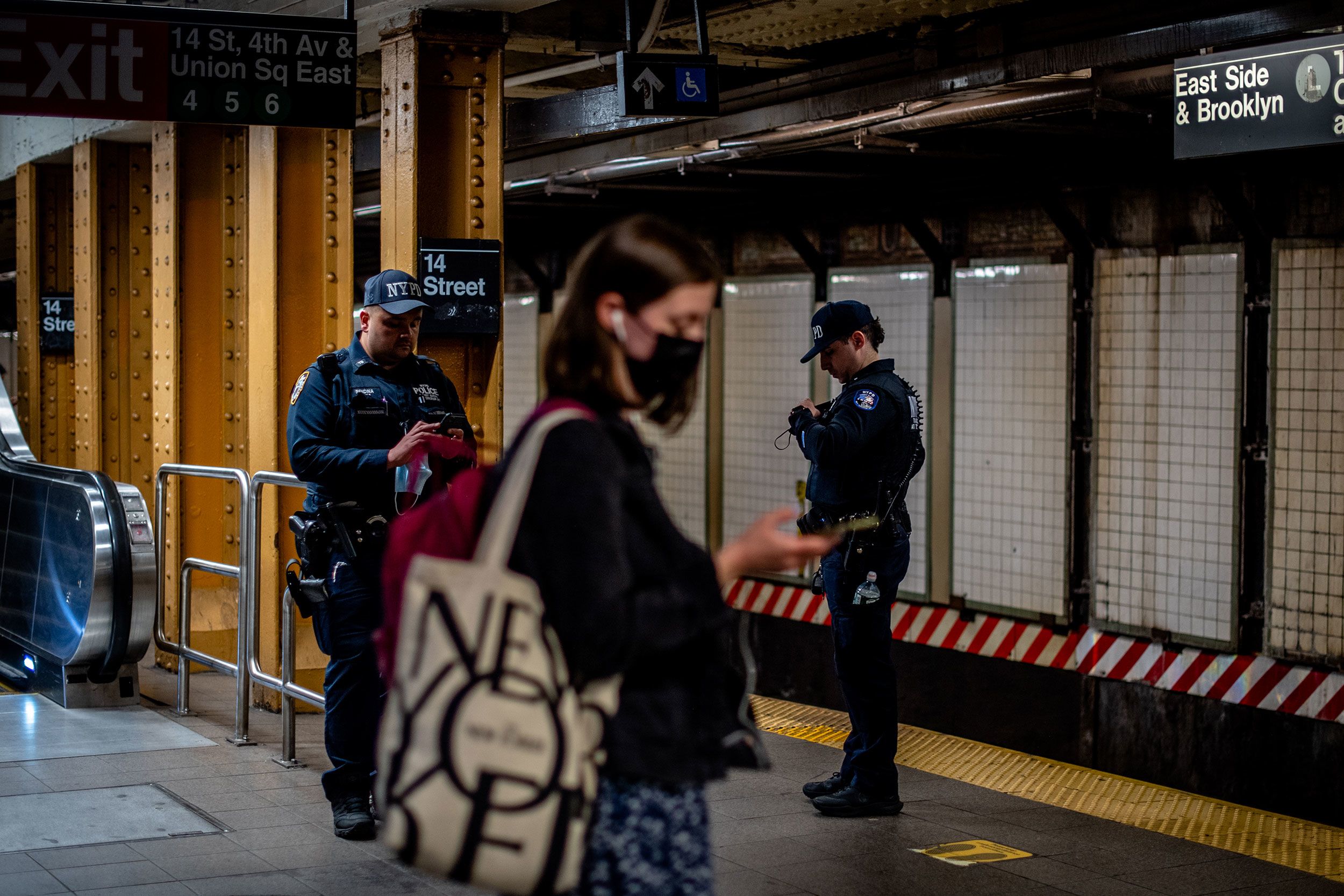 Crime on decline in Times Square, but NYC officials still trying