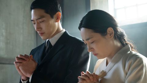 In "Pachinko," Sunja (Minha Kim) and her husband Isak (Steve Sanghyun Noh) leave Korea for a new life in Japan. 