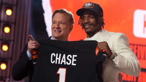 Ja'Marr Chase poses with NFL Commissioner Roger Goodell after being selected fifth by the Cincinnati Bengals during the 2021 NFL Draft.