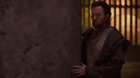 Obi-Wan o deixou crescer a barba desde a última vez que o vimos?  Tão incivilizado.  Brincando!