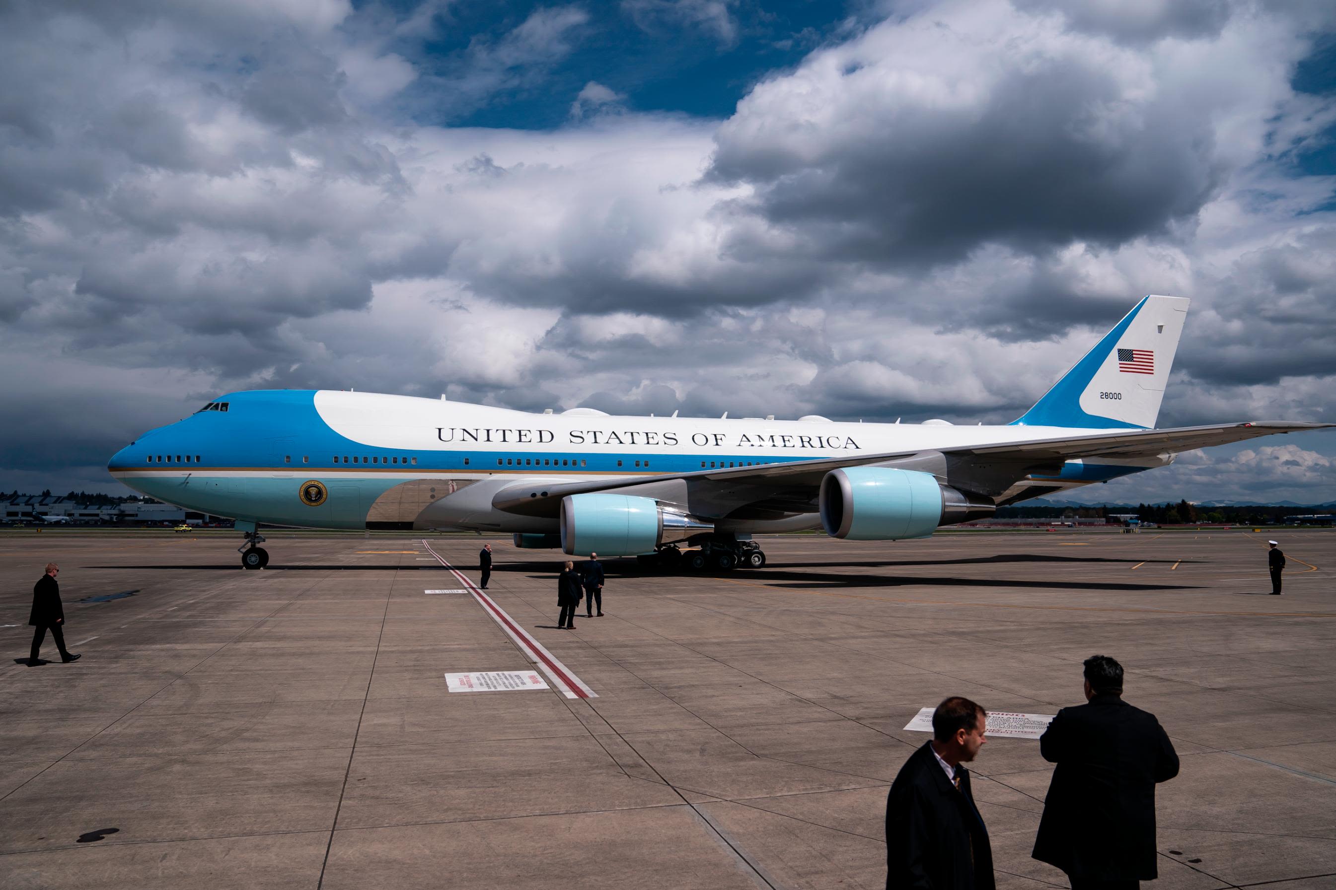 Air Force One debacle: Boeing has now lost more than $1 billion on