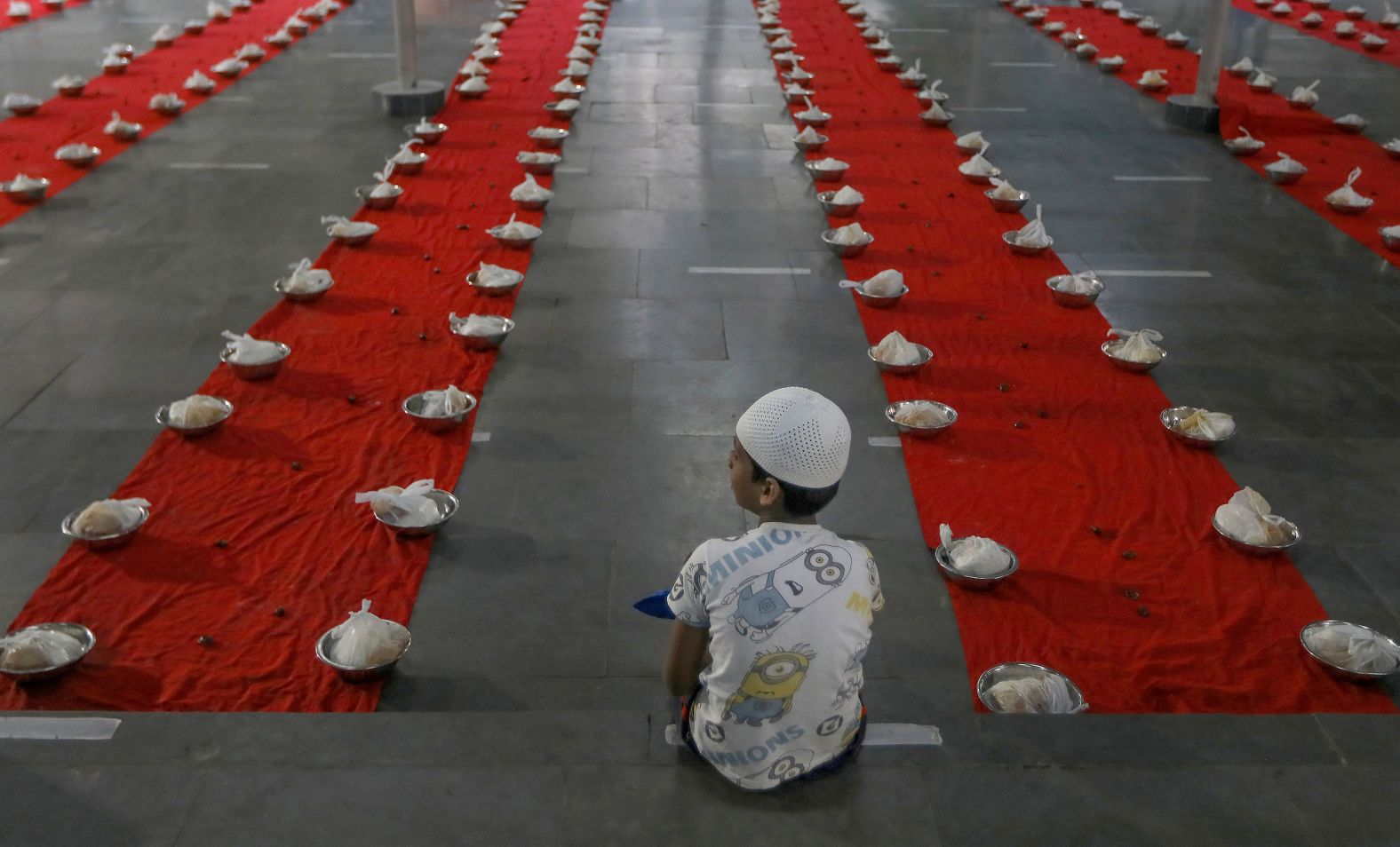 A boy in Hyderabad, India, waits to break his daylong Ramadan fast on Wednesday, April 27. <a href="index.php?page=&url=https%3A%2F%2Fwww.cnn.com%2F2022%2F04%2F21%2Fworld%2Fgallery%2Fphotos-this-week-april-14-april-21%2Findex.html" target="_blank">See last week in 33 photos.</a>