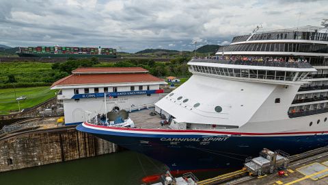A cruise ship navigates through the Miraflores locks, at the Panama Canal, on April 23, 2022. (Photo by LUIS ACOSTA / AFP) (Photo by LUIS ACOSTA/AFP via Getty Images)