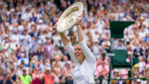 Simona Halep was unable to defend the Wimbledon title she won in 2019 due to an injury-plagued 2021.