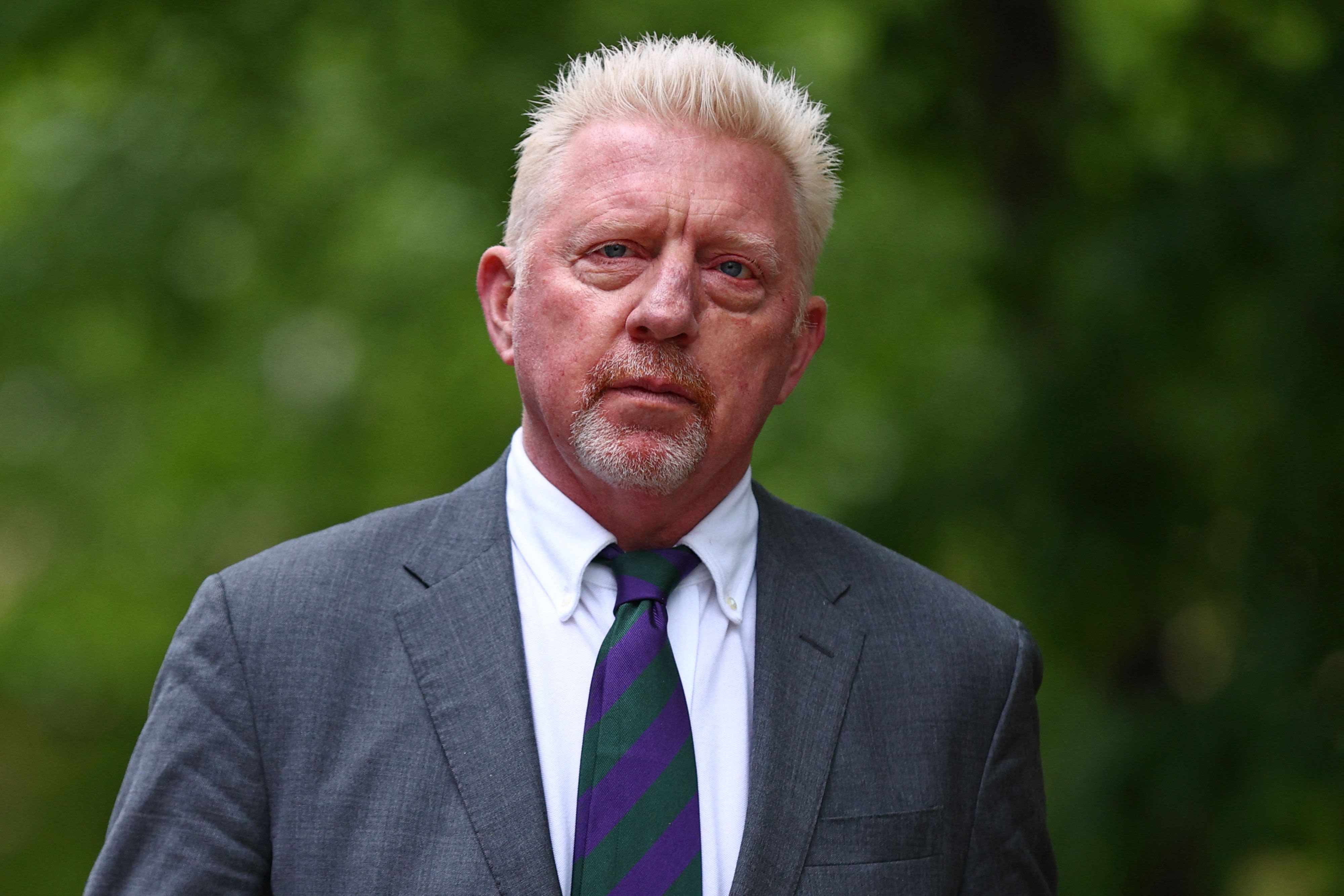 Sige tema Kilde Boris Becker: Tennis great released from UK prison and has left for Germany  after reports of deportation | CNN