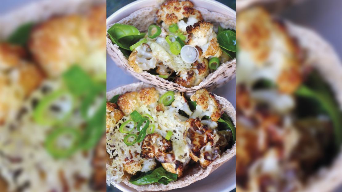 Brown's Cauliflower-Cheese Pita Sandwich makes a filling addition to your routine lunch plan.