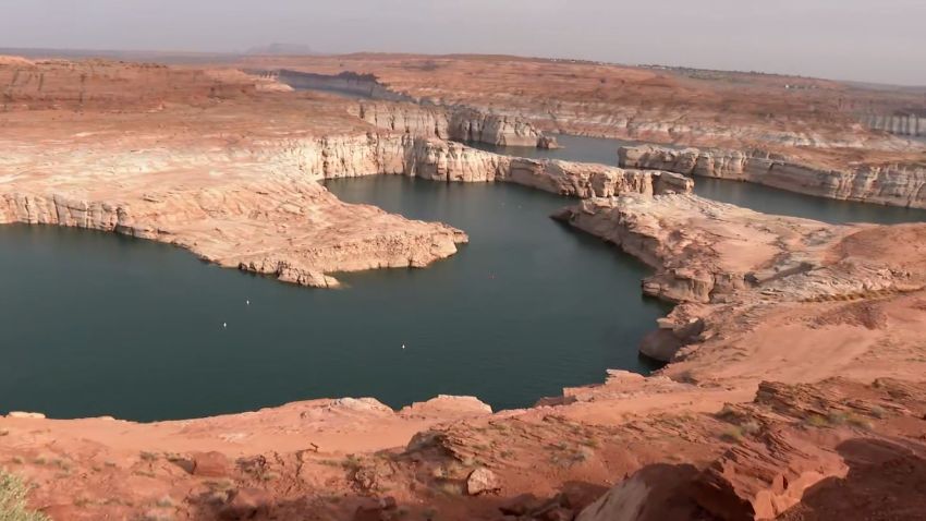 01 Lake Powell Water Levels