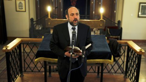 Michael Schudrich, the chief rabbi of Poland, speaks during a memorial service at the Nożyk Synagogue in Warsaw on May 18, 2008. 