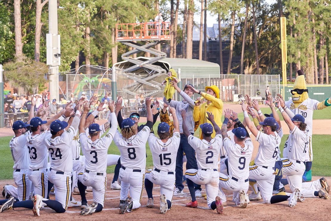 Savannah Bananas taking baseball by storm: Everything you need to know  about 'Banana Ball