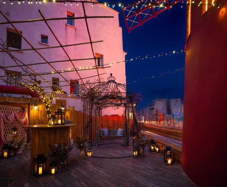 <strong>Outdoor terrace: </strong>There's also a terraced balcony area, which looks like the ideal spot for some singing beneath the stars à la Ewan McGregor and Nicole Kidman in the 2001 musical "Moulin Rouge!"