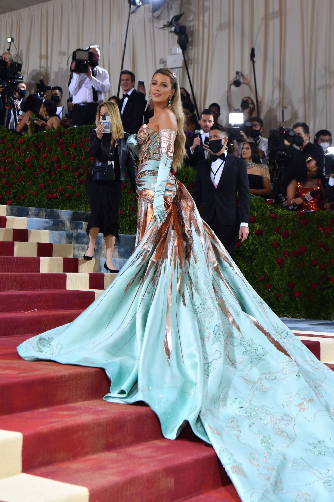 Blake Lively transforms at the Met Gala in architecture-inspired ...