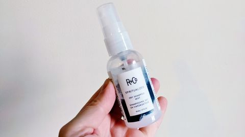 R+Co Spiritualized Dry Shampoo Mist