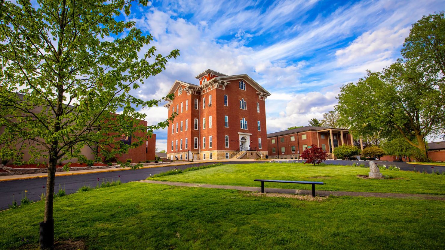 Lincoln College is set to close after 157 years.