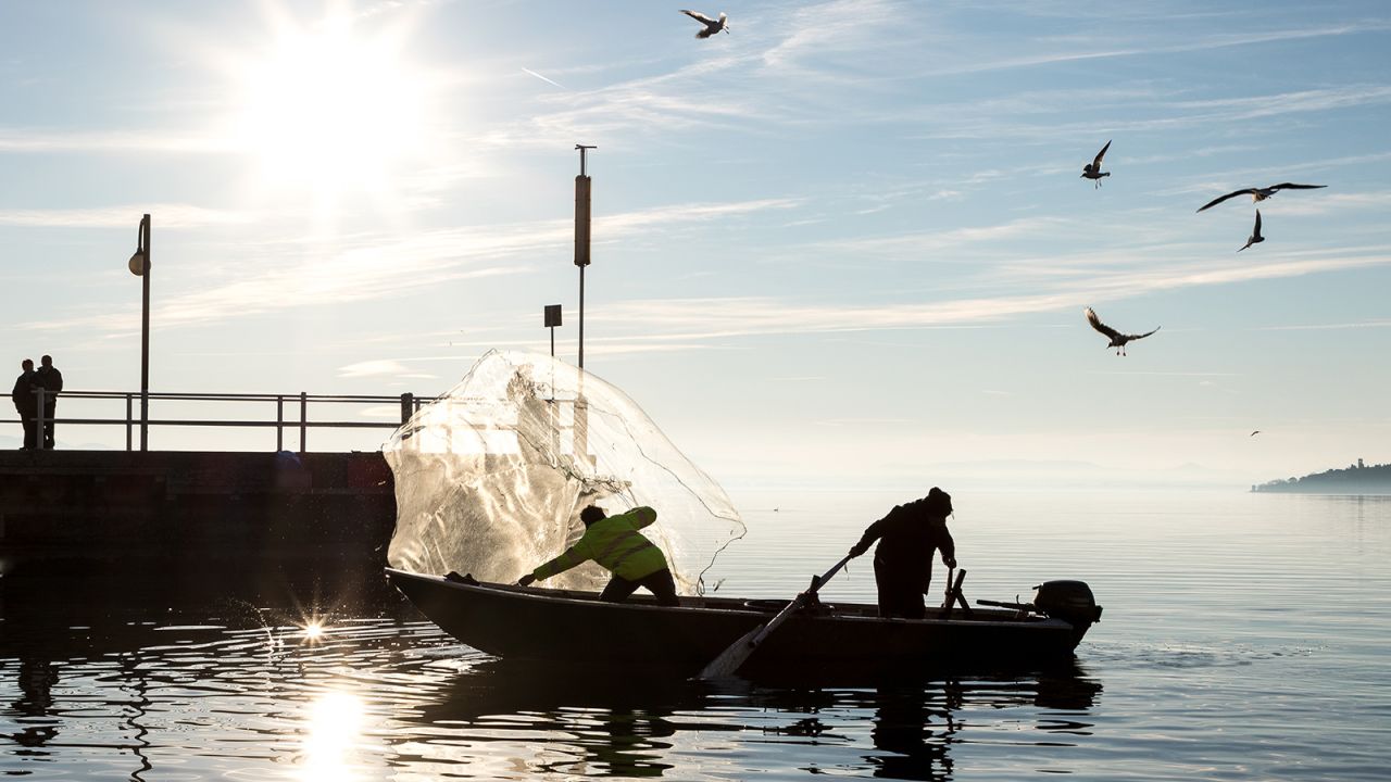 There was always a divide between fishermen and agricultural workers around the lake.