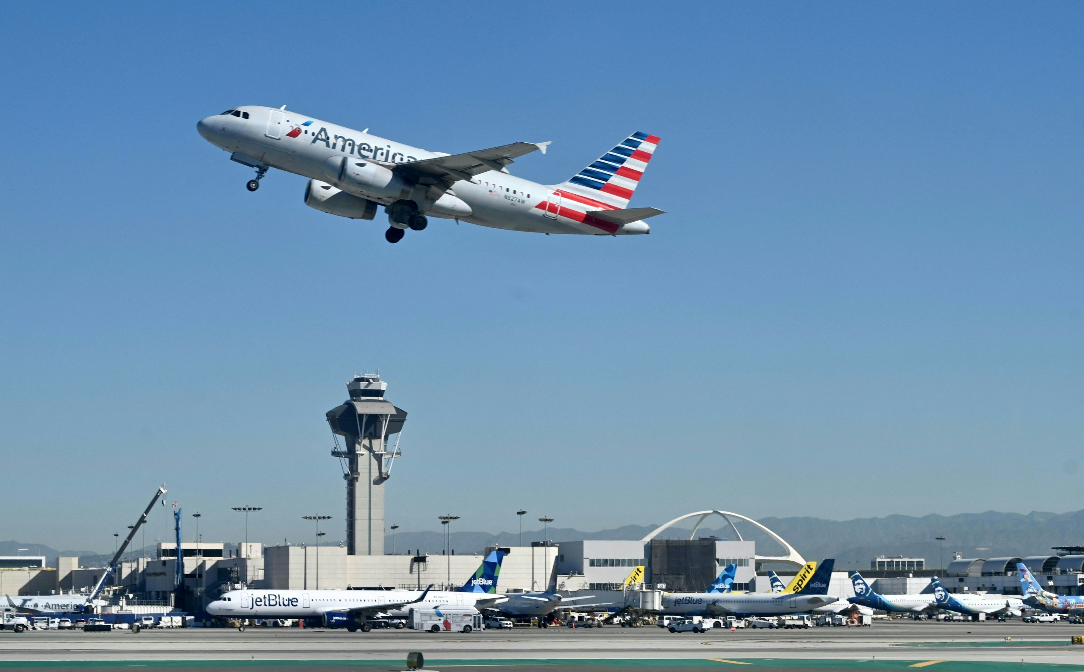 Travel experience − Travel information − American Airlines