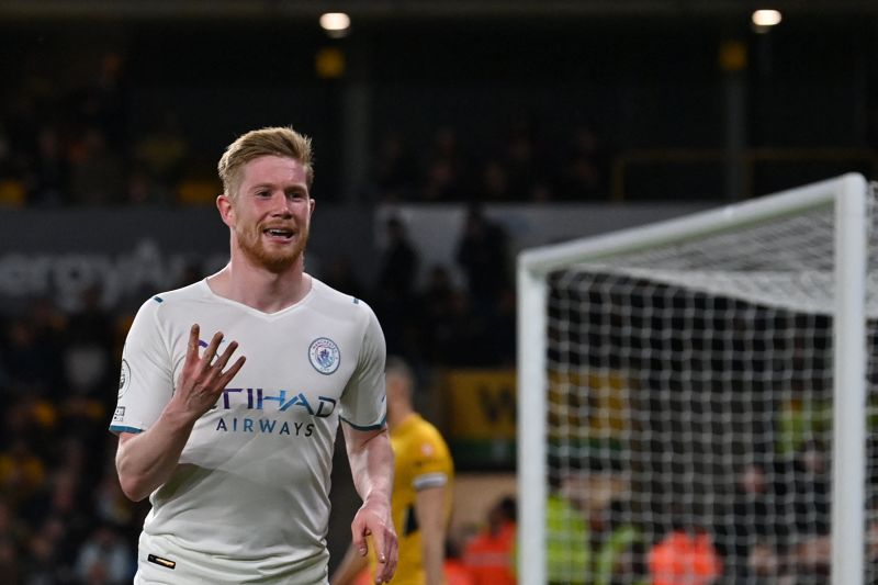 Kevin De Bruyne scores four as Manchester City move to brink of