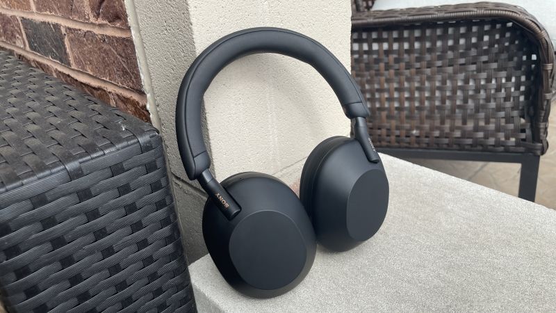 Sony WH-1000XM5 review: The best over-ear headphones get better 