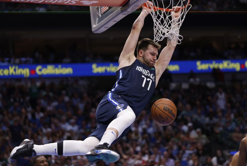 Doncic dunk store