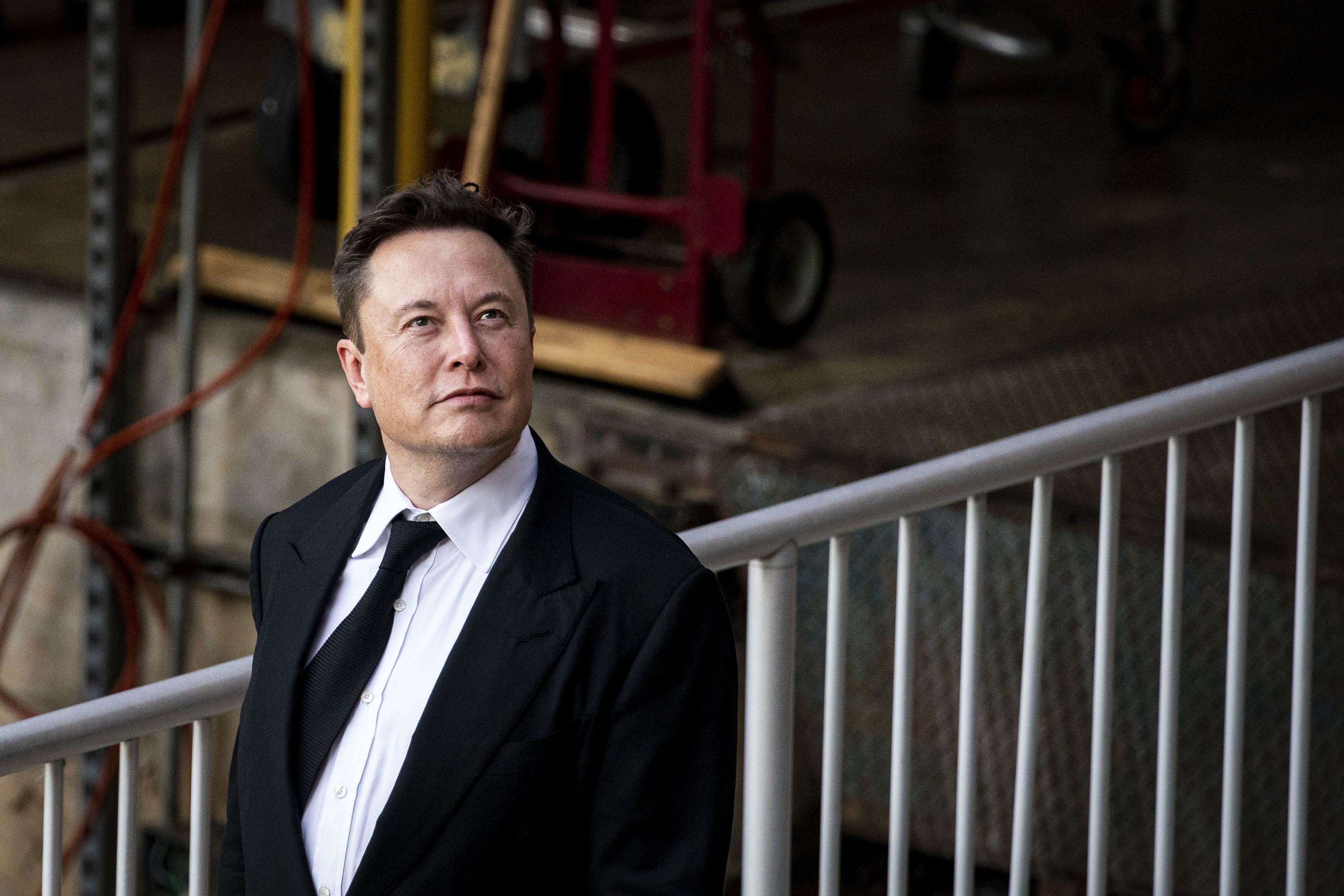 A timeline of Elon Musk's tumultuous Twitter acquisition - ABC News