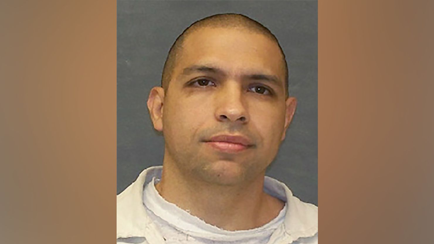 The Texas Department of Criminal Justice says Gonzalo Lopez has ties to the Mexican mafia.