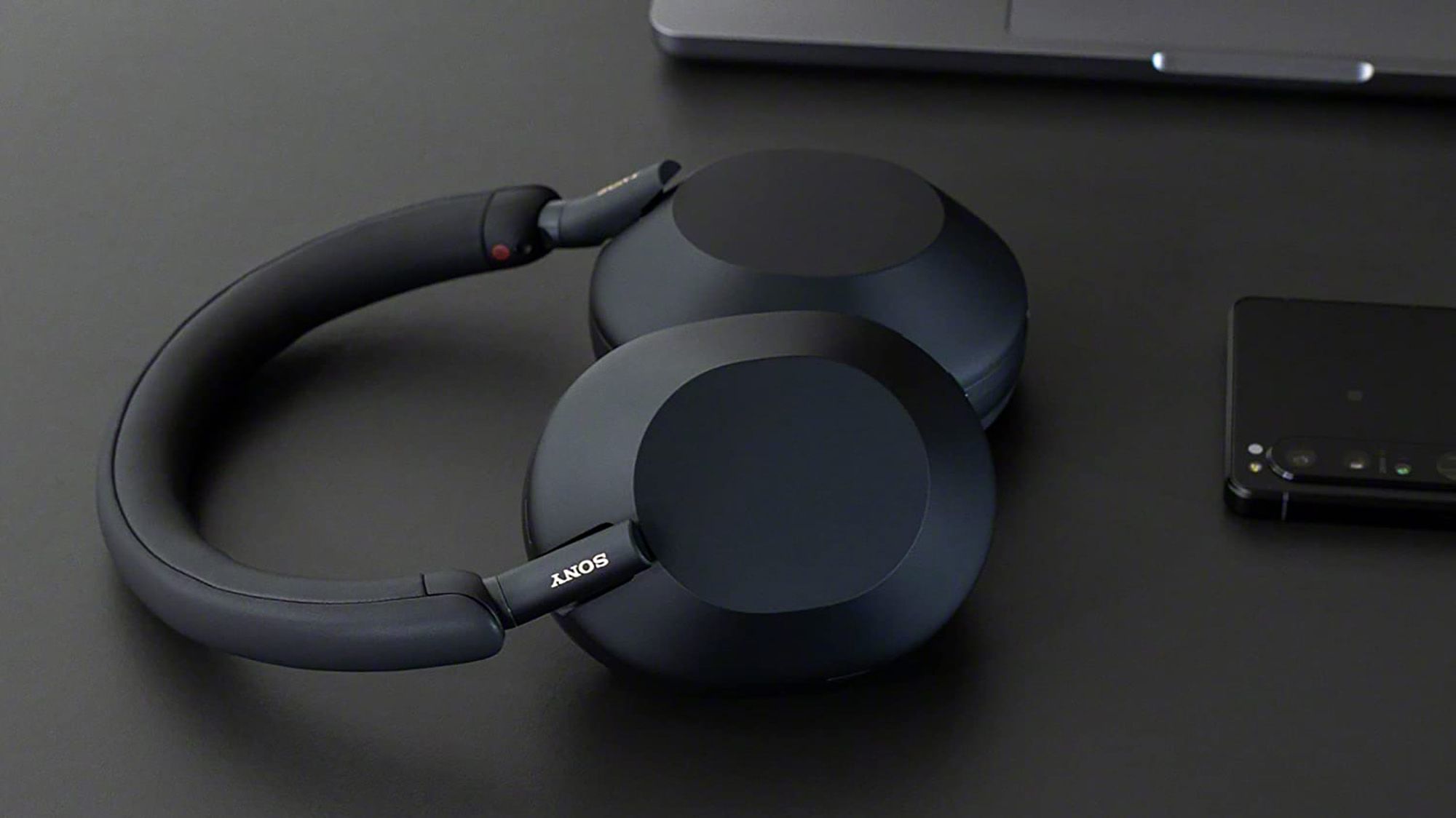 Sony WH1000XM5 Wireless Headphones - Black, Silver Unopened