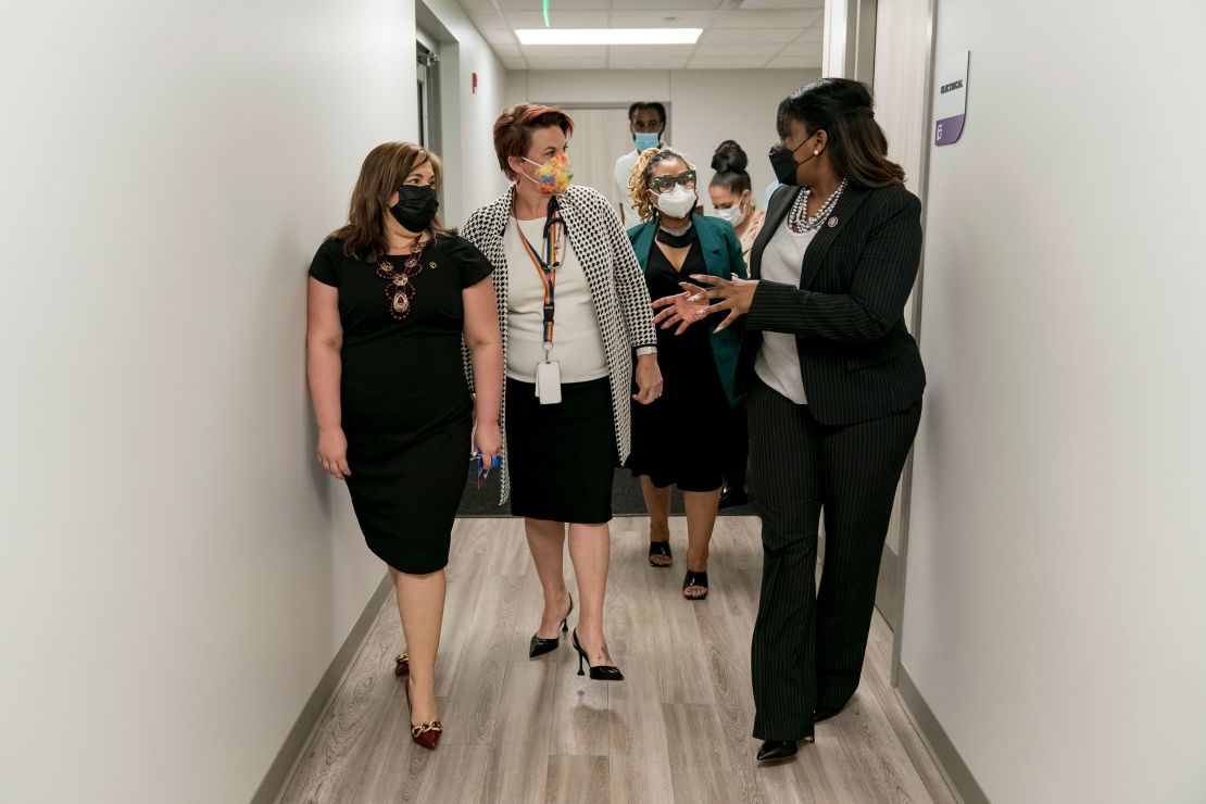 From left, Yamelsie Rodriguez and Dr. Colleen McNicholas of Planned Parenthood and Kawanna Shannon, director of patient access, give Rep. Cori Bush, right, a tour of the Fairview Heights clinic.
