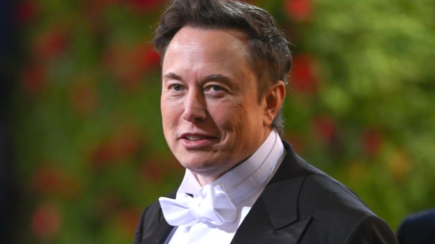 Elon Musk arrives to the 2022 Met Gala Celebrating "In America: An Anthology of Fashion" at Metropolitan Museum of Art on May 02, 2022 in New York City.