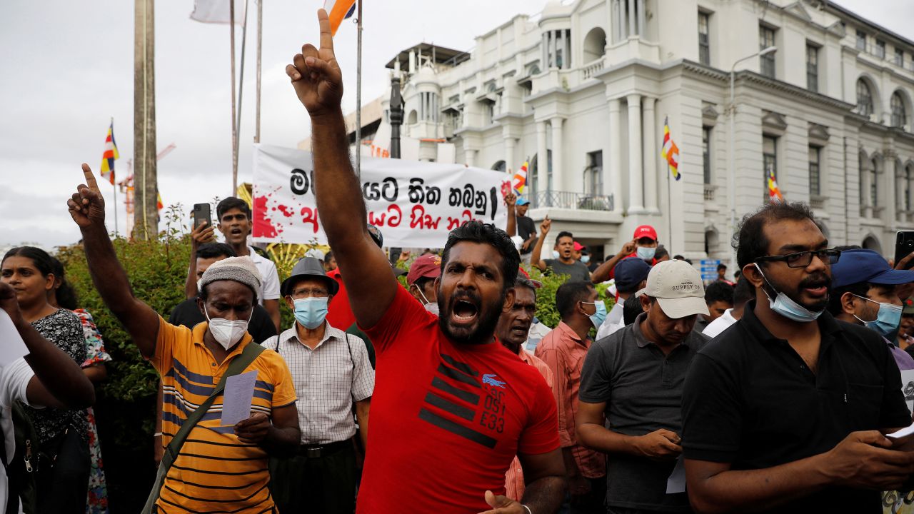 Anti-government protesters outside police headquarters in Colombo, Sri Lanka, on May 16.