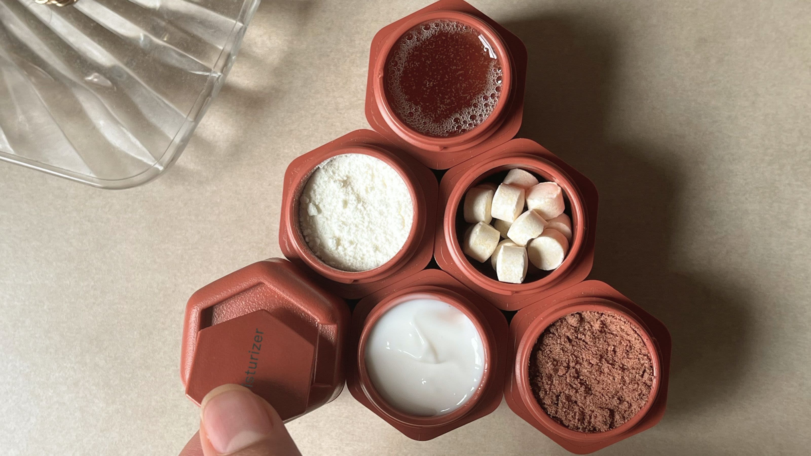 Cadence Capsules review: A game-changer for travel