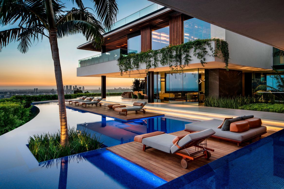 <strong>"Hillside" --</strong> The home was designed as "an oasis in the sky," with views looking down to the Chateau Marmont all the way to downtown Los Angeles. In 2019 the property sold for $35.5 million, according to SAOTA.