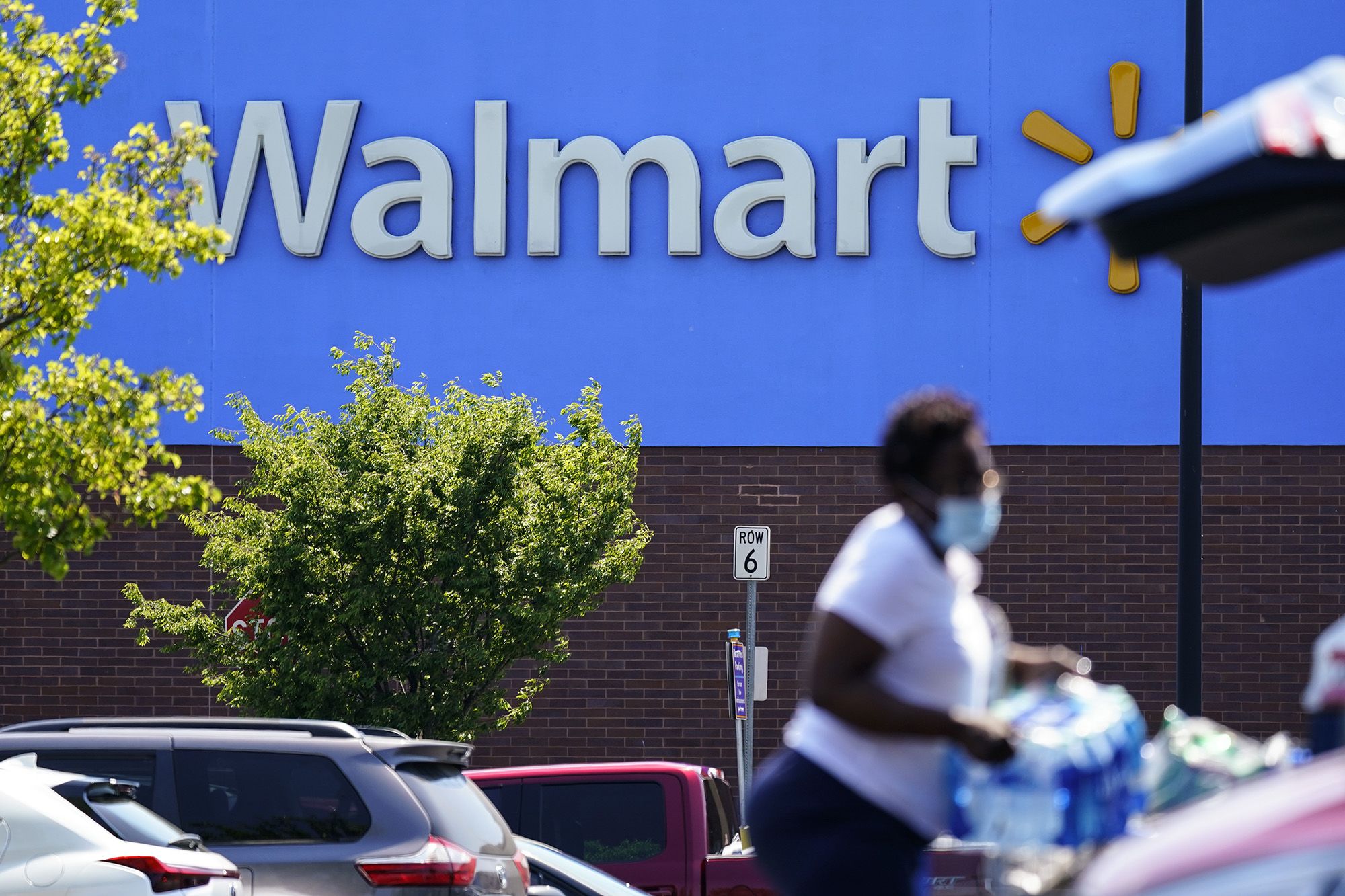 Walmart Reduces DVD, Blu-ray Disc Footprint by 20% [Media Play