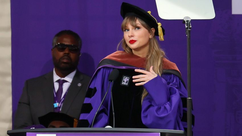 NEW YORK, NEW YORK - MAY 18: Taylor Swift Delivers New York University 2022 Commencement Address at Yankee Stadium on May 18, 2022 in New York City. (Photo by Dia Dipasupil/Getty Images)