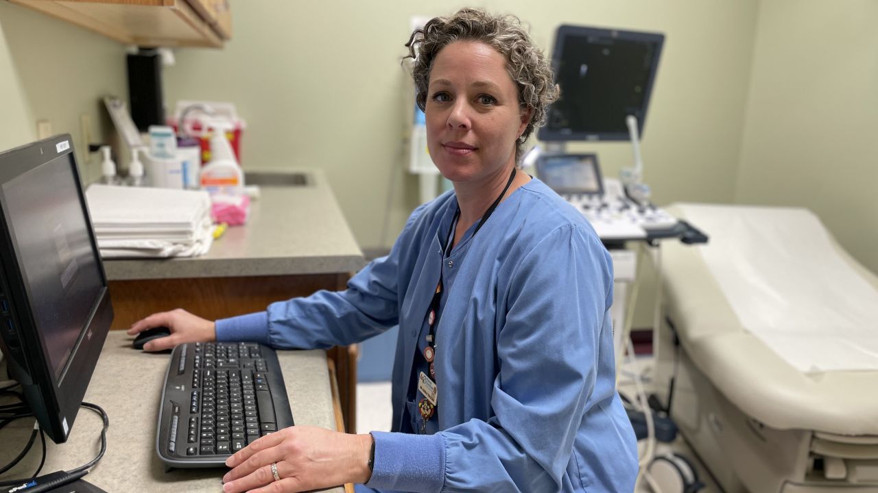 Dr. Sarah Traxler travels from Minneapolis to Sioux Falls twice a month.
