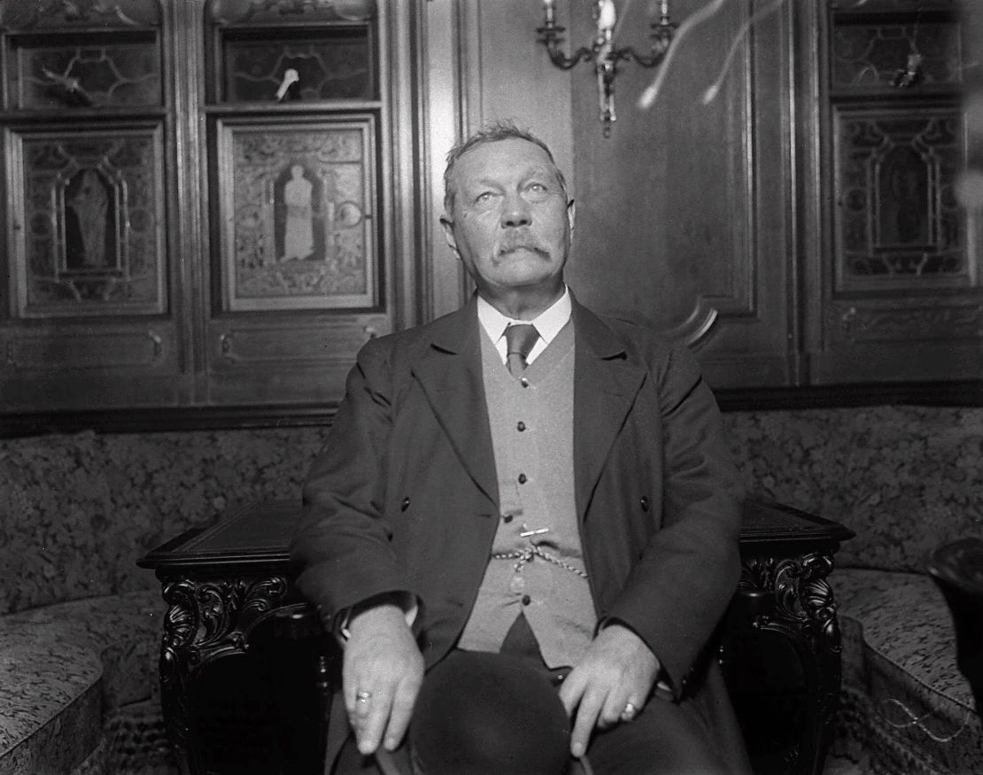 Sir Arthur Conan Doyle is seen in this 1922 photo. (AP Photo)