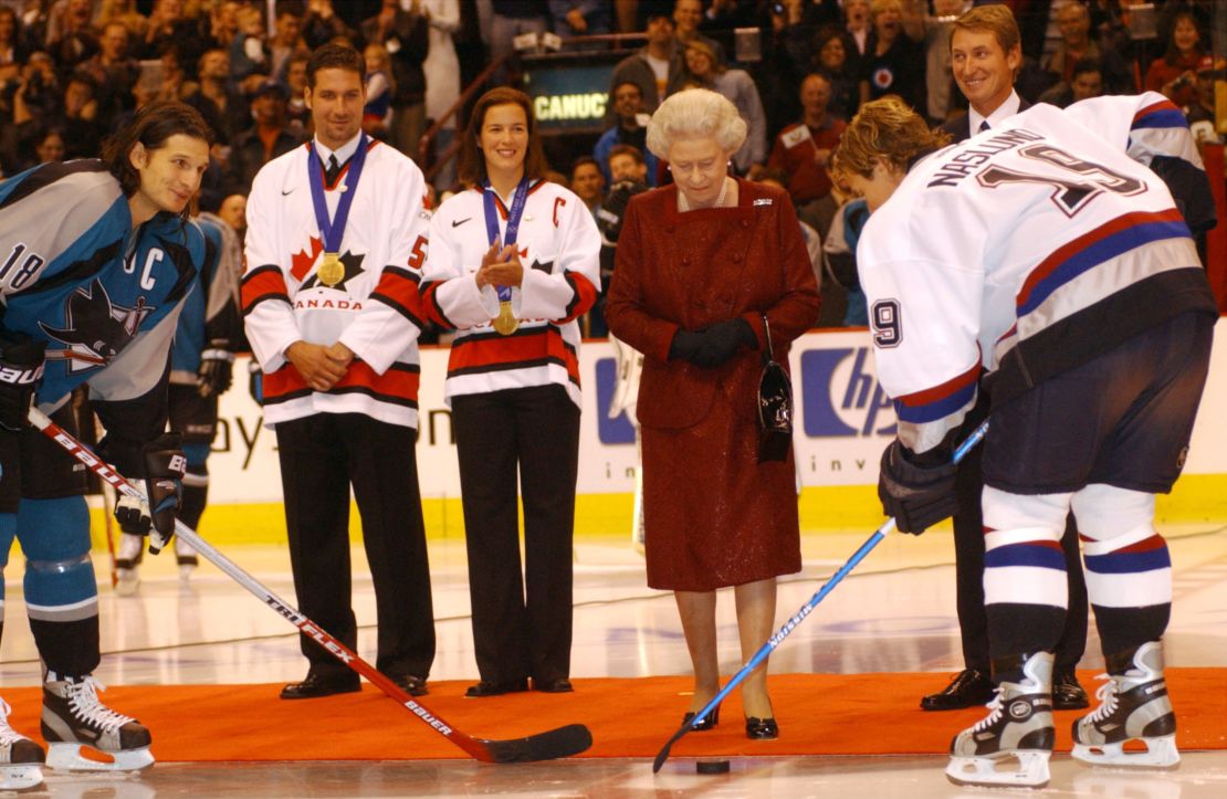 The Queen met hockey great Wayne Gretzky (second from right) in Vancouver on October 6, 2002, during a 12-day Golden Jubilee tour of Canada. 